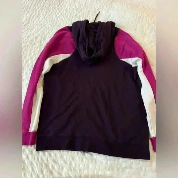 Nike sportswear women's size S fuchsia and purple zip up hoodie - Picture 10 of 10
